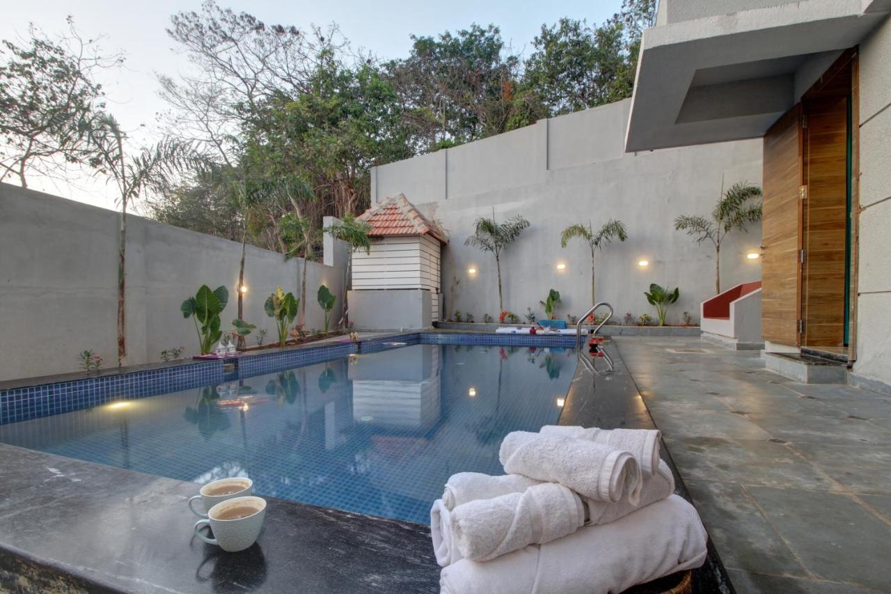 Euphoria Luxury Villa - 5Bhk - Private Pool - Jacuzzi, Бага Экстерьер фото