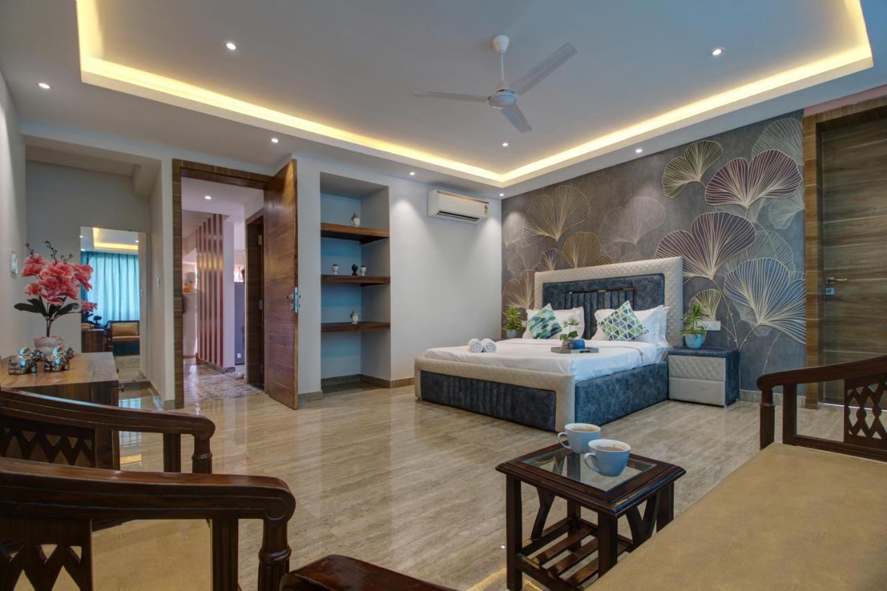 Euphoria Luxury Villa - 5Bhk - Private Pool - Jacuzzi, Бага Экстерьер фото