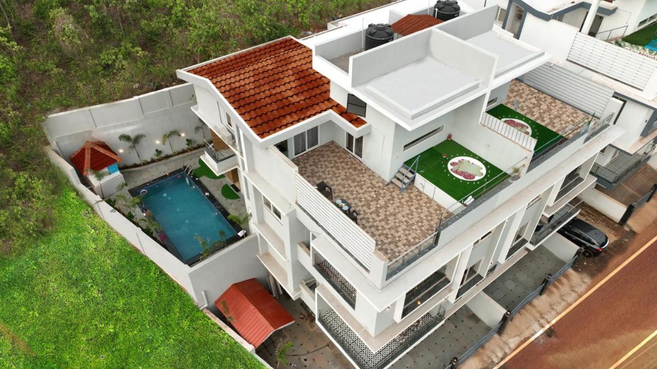 Euphoria Luxury Villa - 5Bhk - Private Pool - Jacuzzi, Бага Экстерьер фото