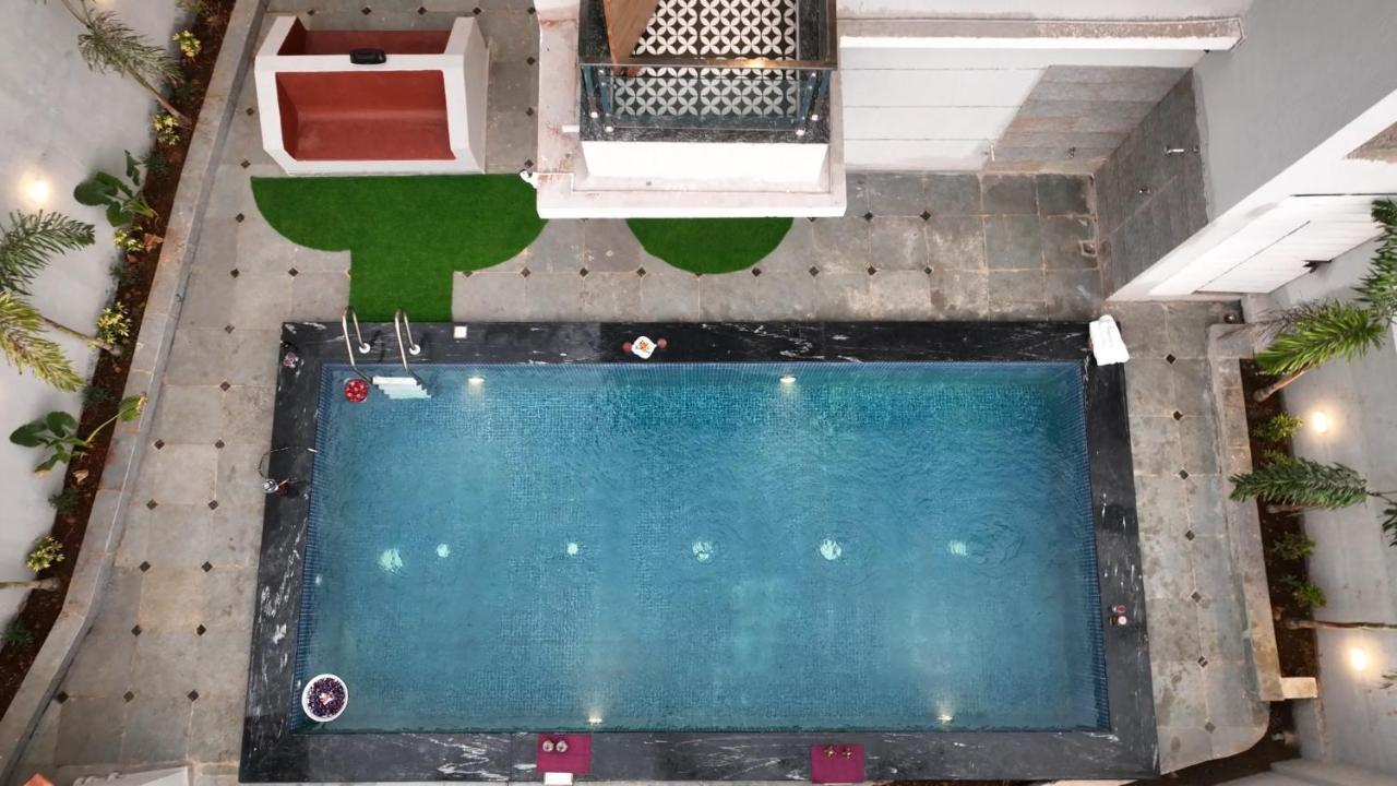 Euphoria Luxury Villa - 5Bhk - Private Pool - Jacuzzi, Бага Экстерьер фото