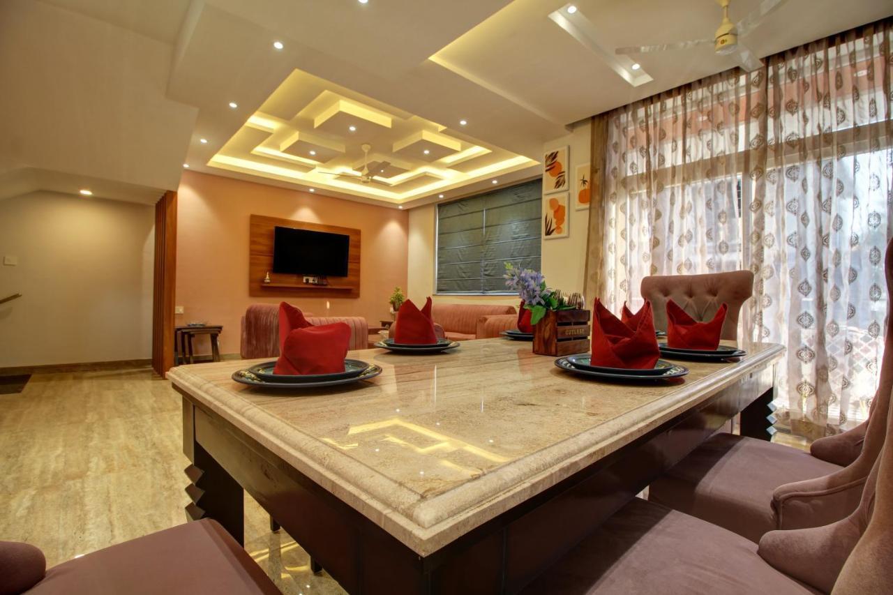 Euphoria Luxury Villa - 5Bhk - Private Pool - Jacuzzi, Бага Экстерьер фото